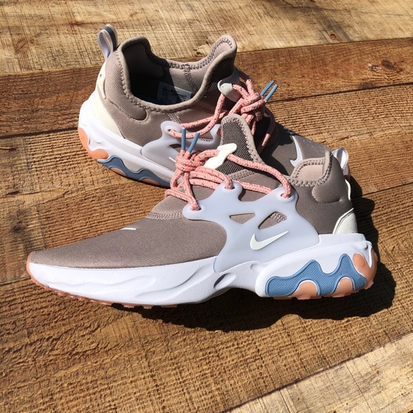 nike react presto tan